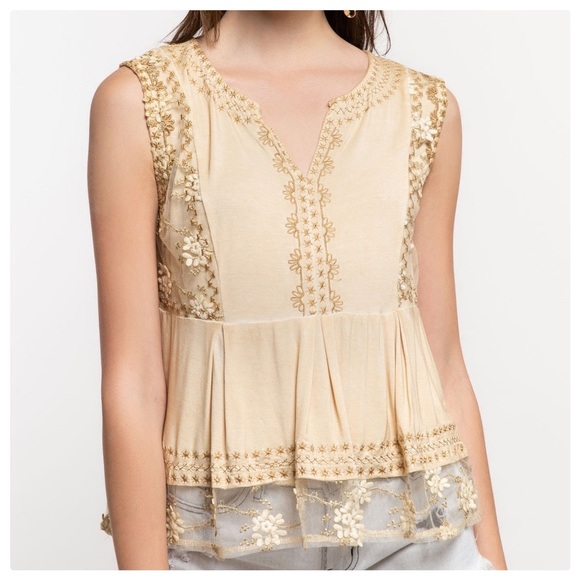 Bailey Embroidered Babydoll Top - Picture 2 of 10